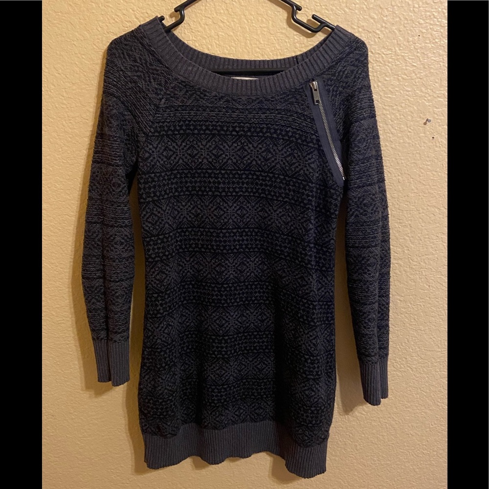 DKNY long Sweater